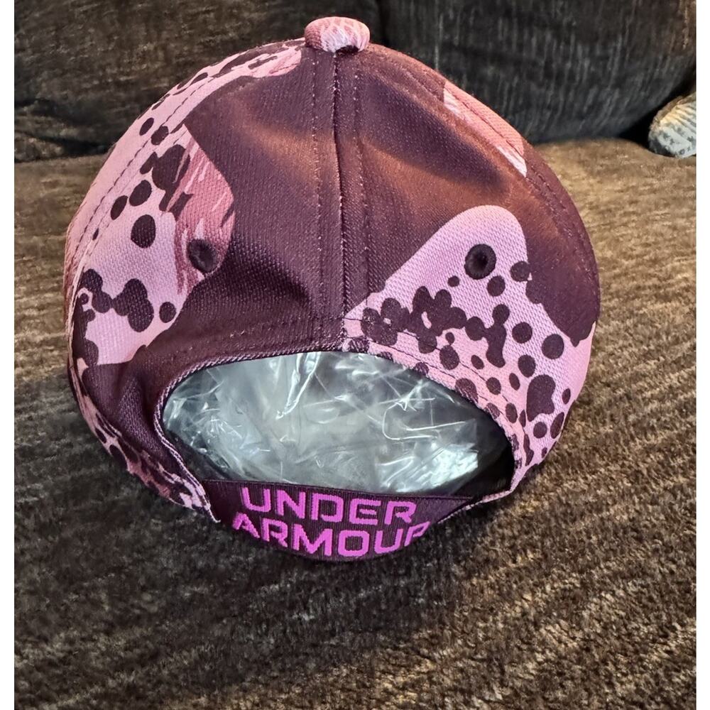 Under Armour Pink Camo Hat Cap / Youth Or Small Womens /Fitted Stretch Band A256 - Picture 3 of 6